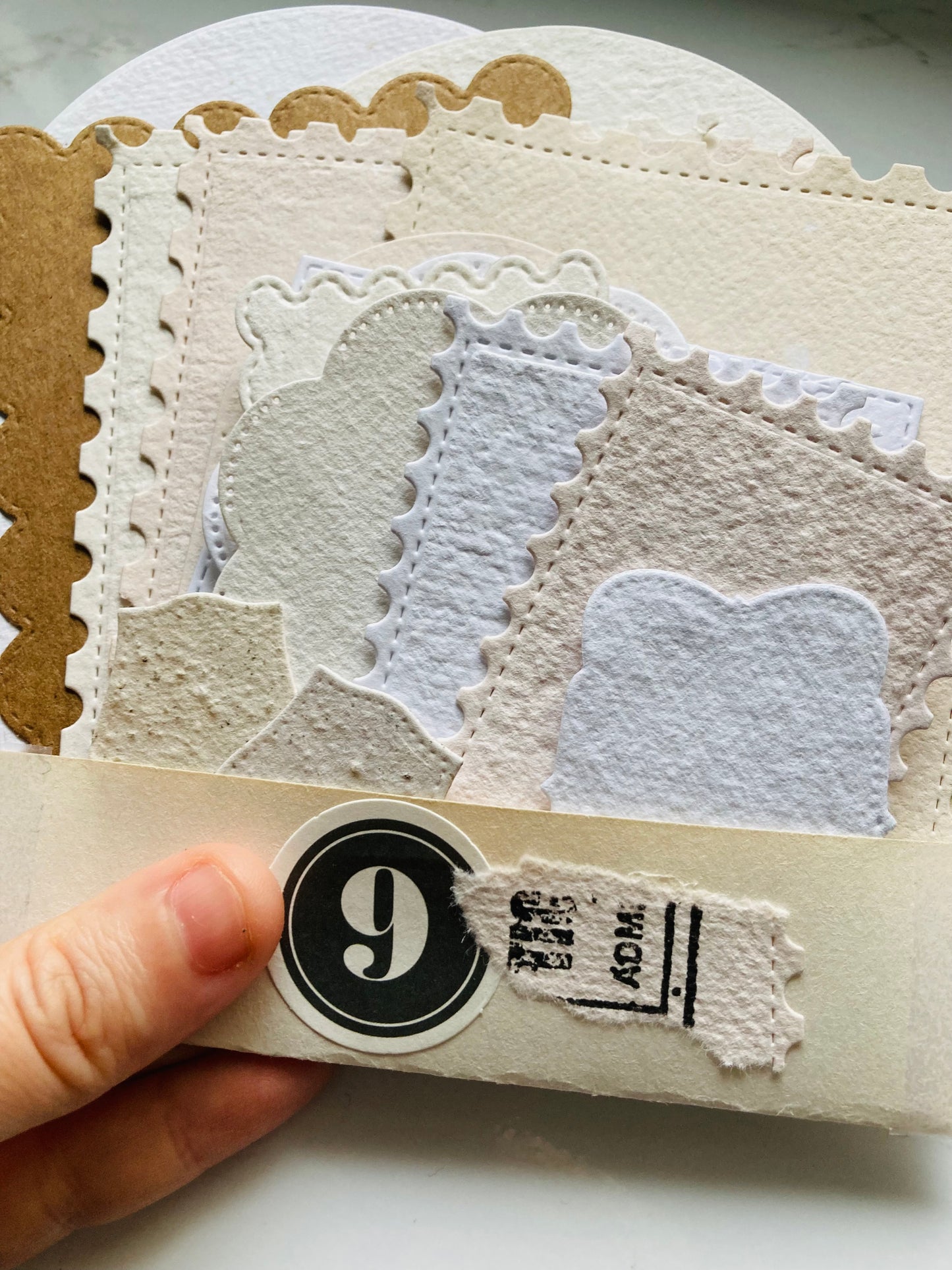 En stock / Ephémères- pochette 15 découpes - papier artisanal - handmade paper