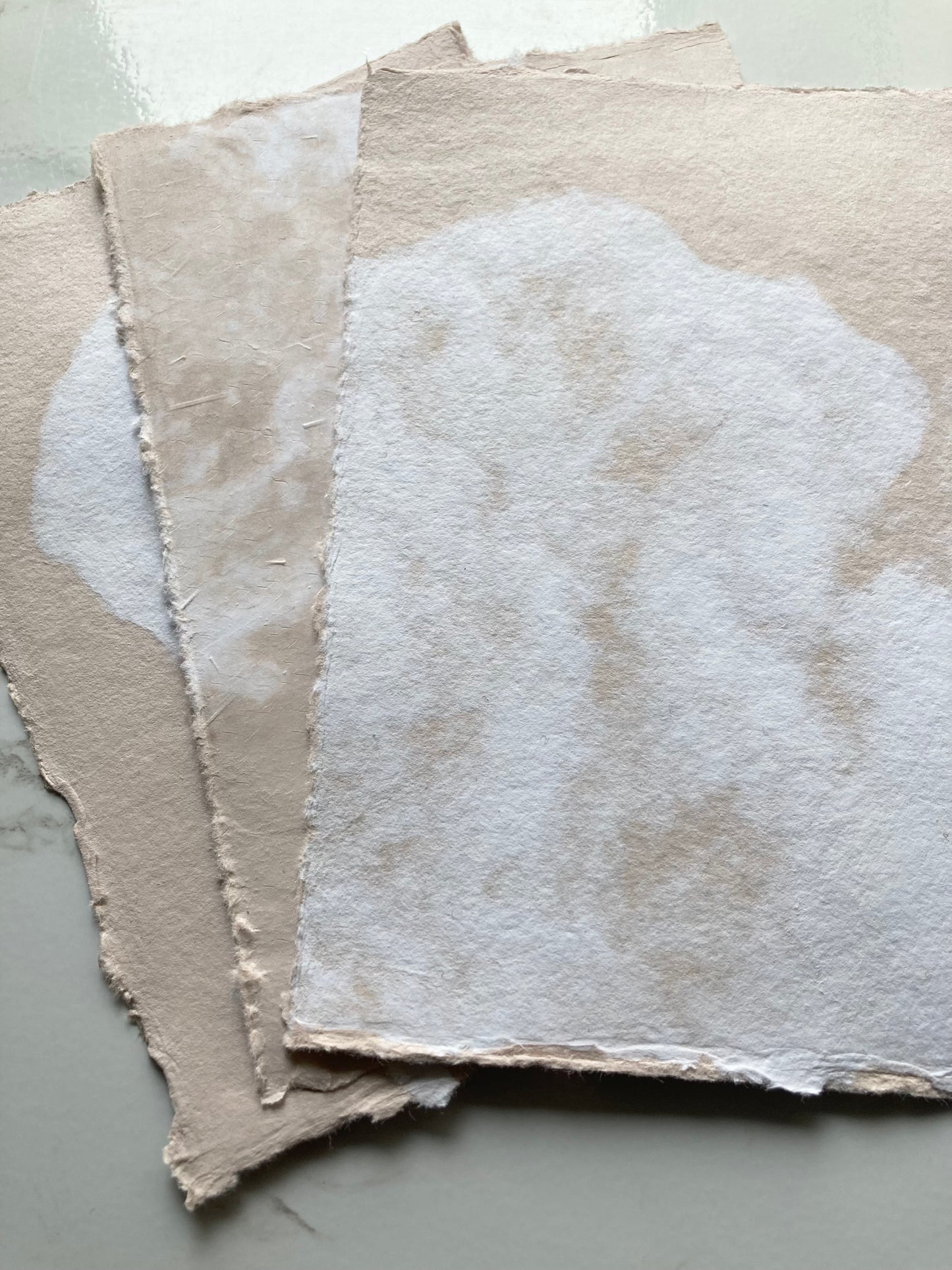 Lot de 5 feuilles A5 TIE AND DYE- Papier artisanal - papier recyclé fait-main