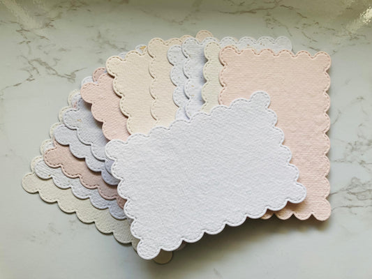 En stock / Lot de 10 étiquettes - papier artisanal - handmade paper