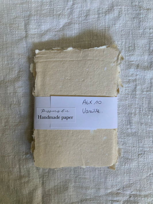 Papier fait- main - papier artisanal - handmade paper