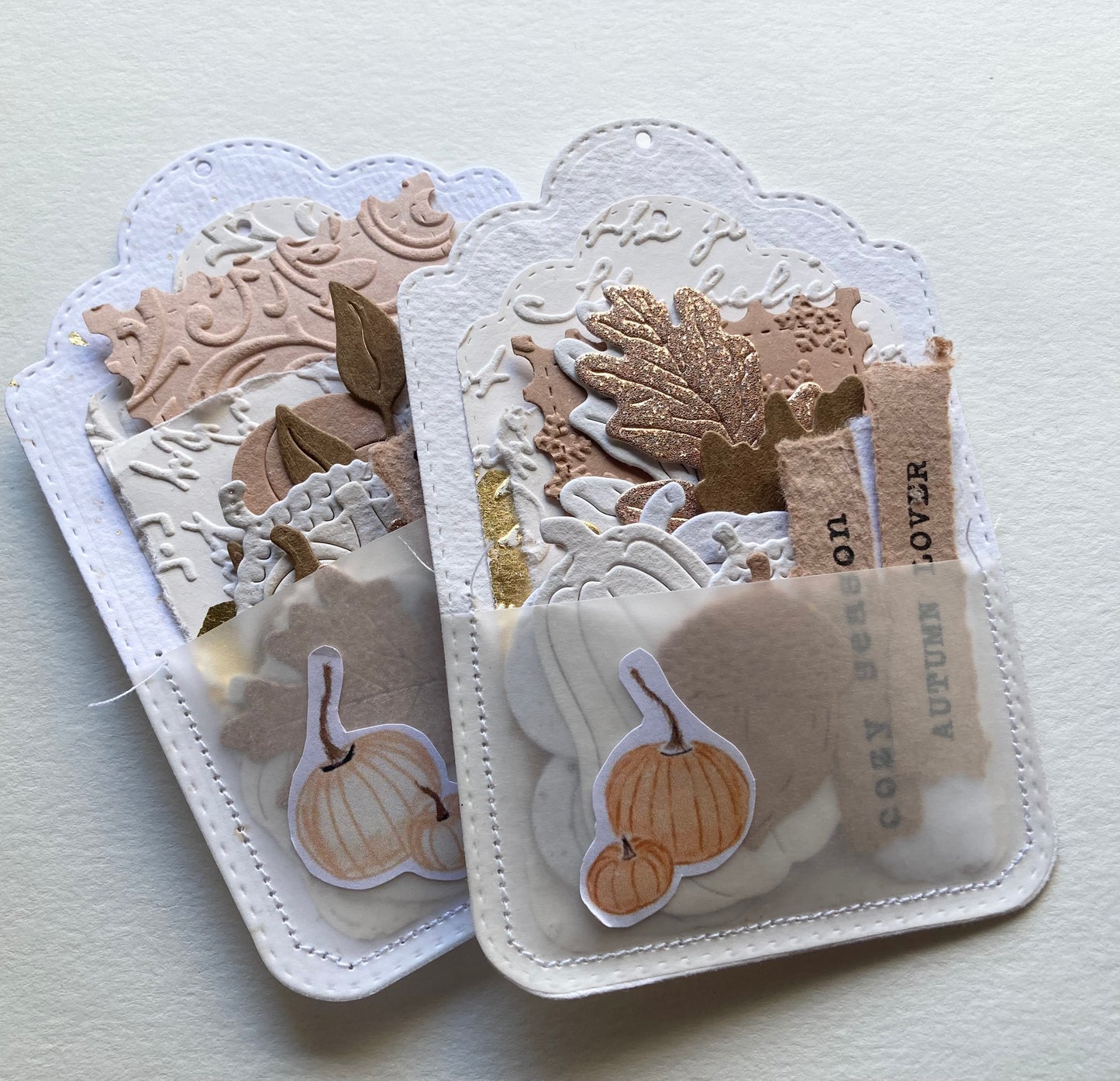 En stock / AUTOMNE- pochette scrapbooking 15 découpes - papier artisanal - handmade paper