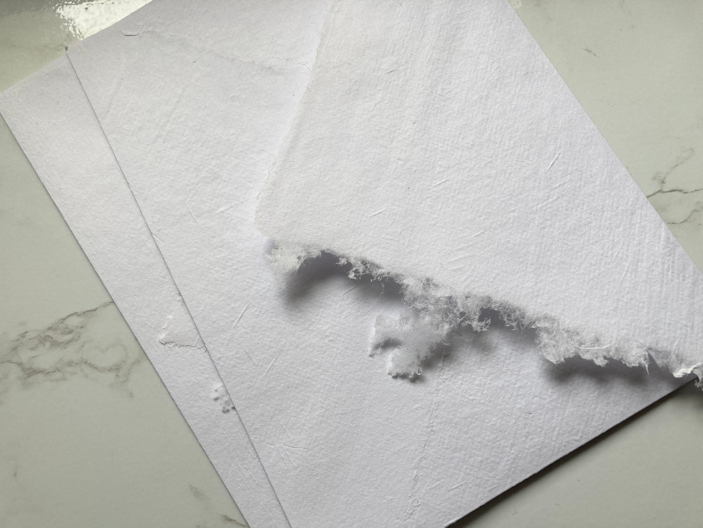 En stock// ENVELOPPES BLANC C6/A6  - Papier fait-main papier artisanal - papeterie - vendue à l'unité