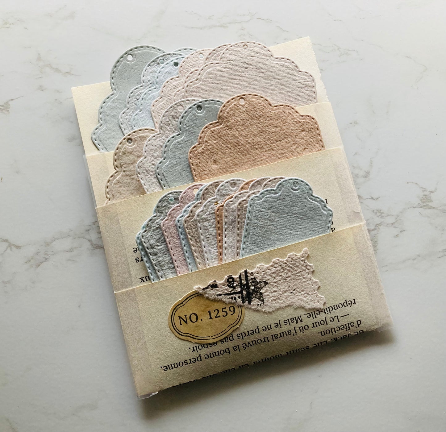 In stock / Pack of 20 labels - handmade paper - handmade paper