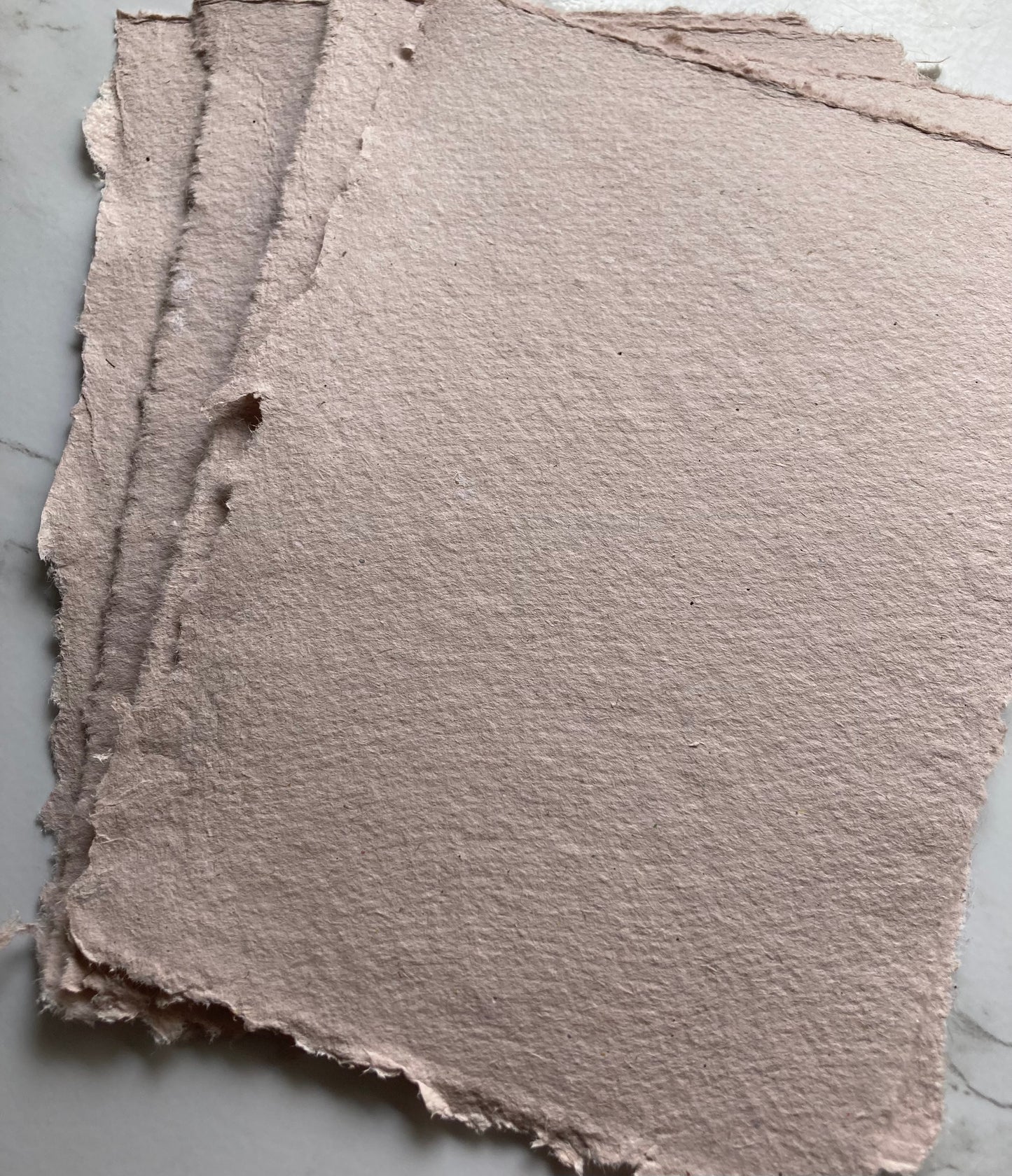 NOUVEAU lot de 5 feuilles A5 - Vieux Rose rustique Papier artisanal - papier recyclé fait-main