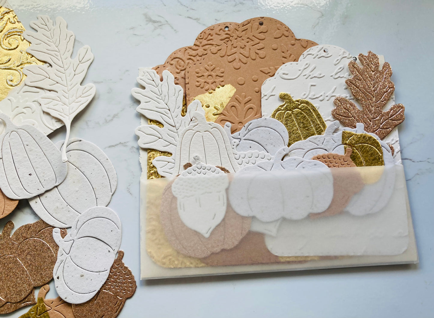 En stock / AUTOMNE- pochette 15 découpes - papier artisanal - handmade paper