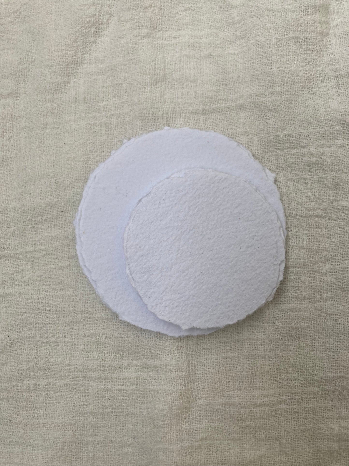 X 10 Cercles- papier fait-main - blanc