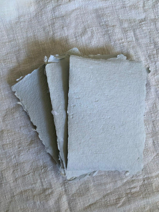 Papier fait-main - handmade paper - papier artisanal