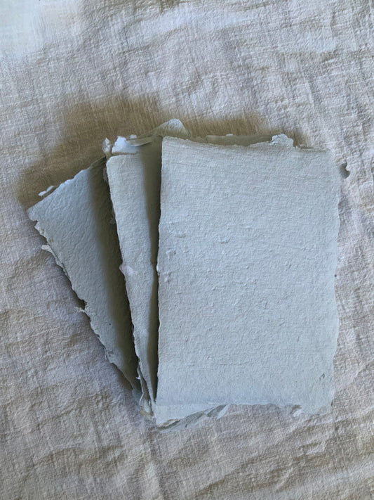 Papier fait-main - handmade paper - papier artisanal