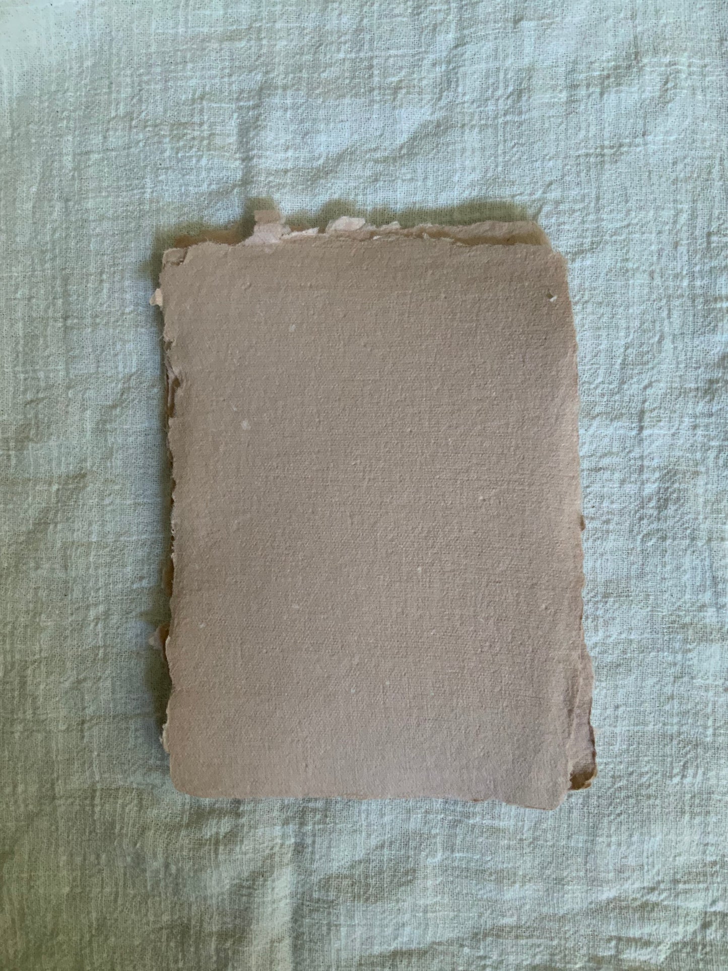 Papier fait- main - papier artisanal - handmade paper 